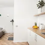 House 22a Aparthotel 3*