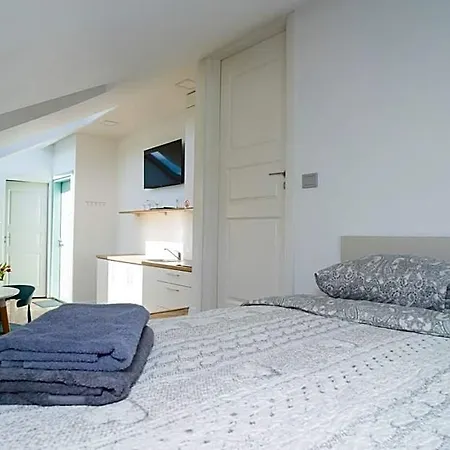 House 22a